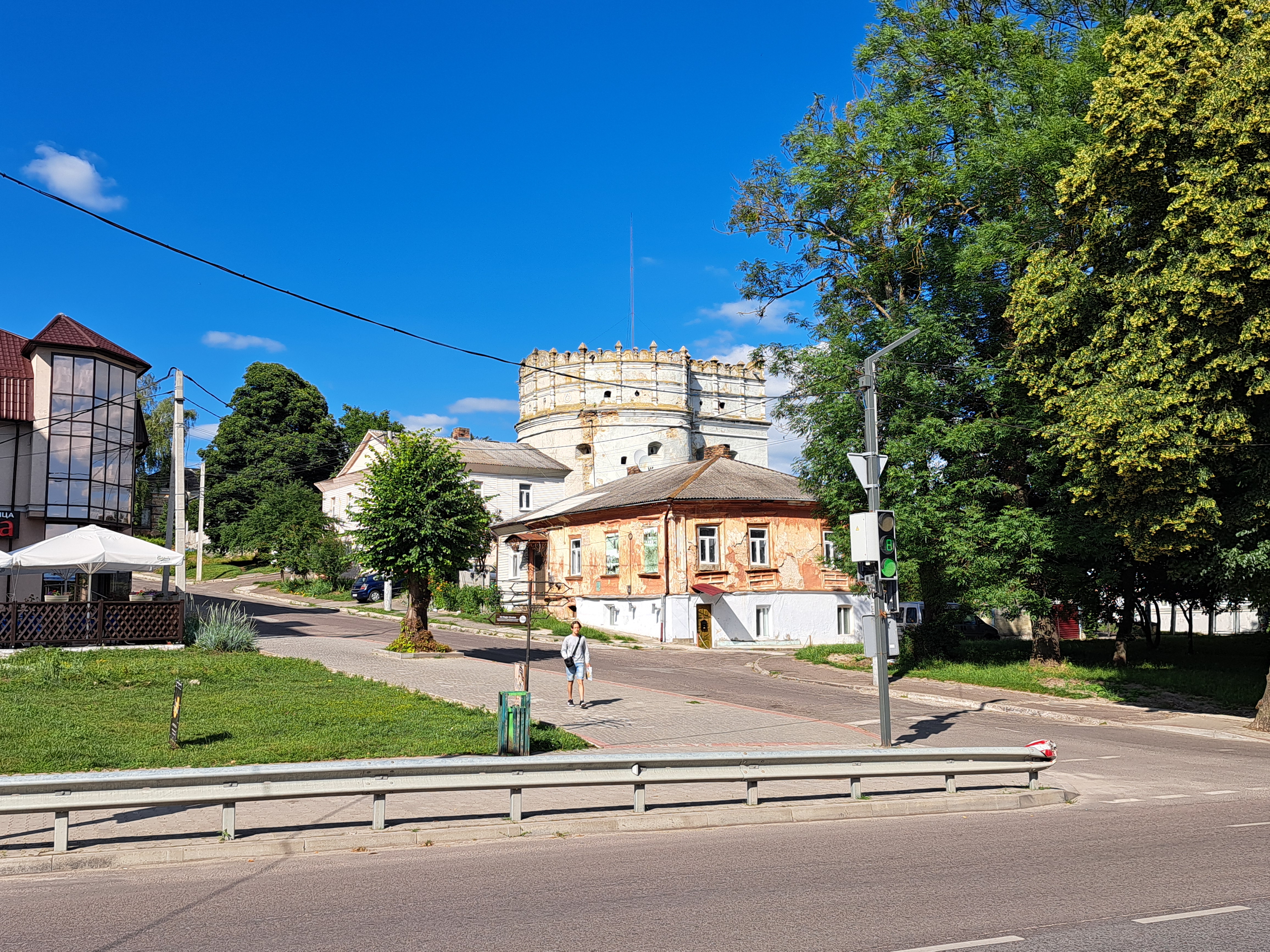 Центральная улица, исторический центр города Острог (Украина)
